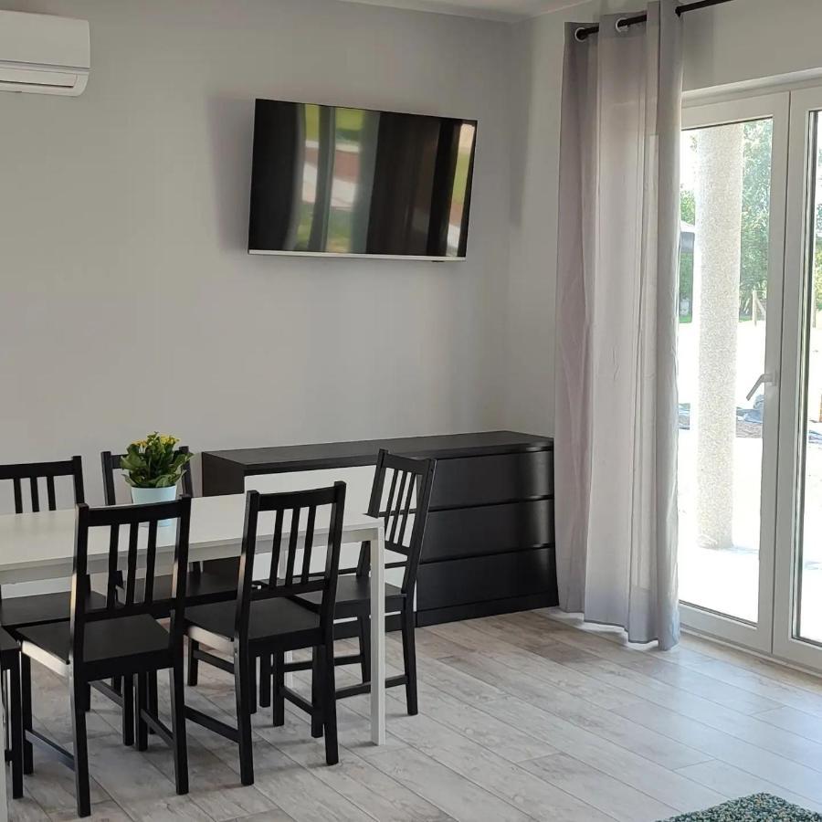 Apartamenty Wilga Z Calorocznym Jacuzzi I Letnim Basenem Buitenkant foto